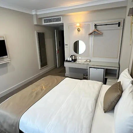 فندق Espoir 3*