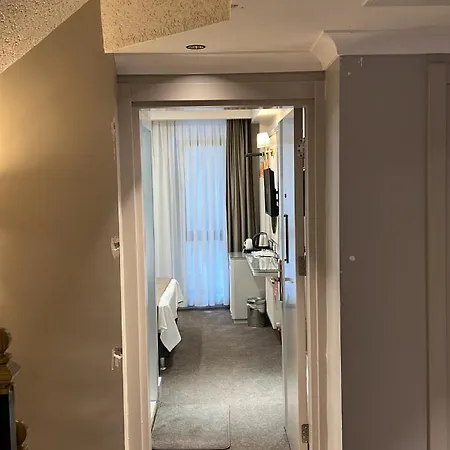 Espoir Hotel 3*